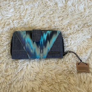LAST CHANCE SALE 💢 Dakine Faye Wallet
